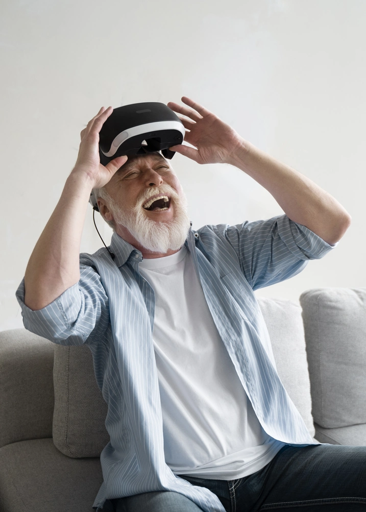 Que es la realidad virtual RV y como puede ser util en el cuidado de personas mayores
